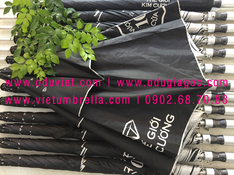 xưởng sản xuất ô dù cầm tay in logo quảng cáo
